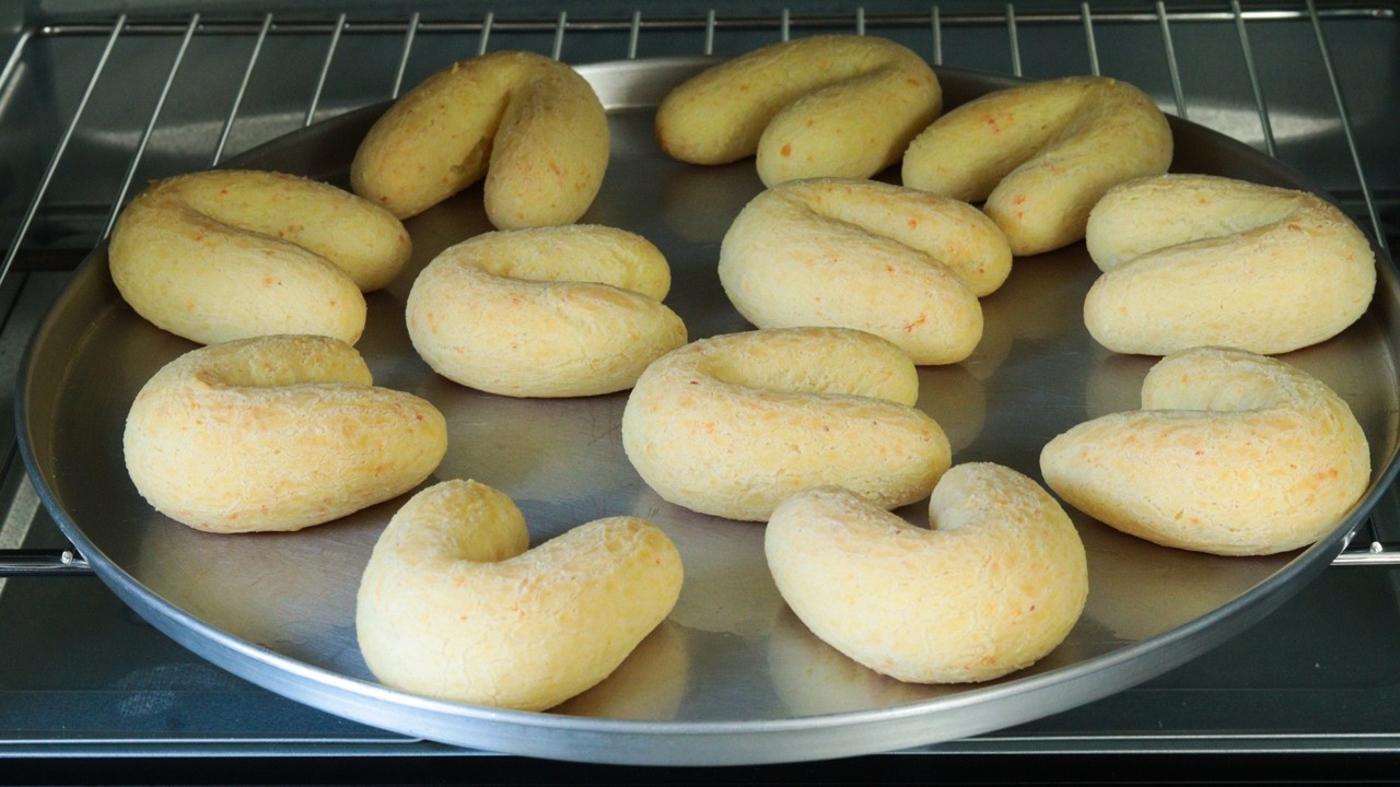 RECEITA DE BISCOITO DE POLVILHO ASSADO - CHIMANGO - CHIPA PARAGUAIA - FERRADURA - FÁCIL E RÁPIDO