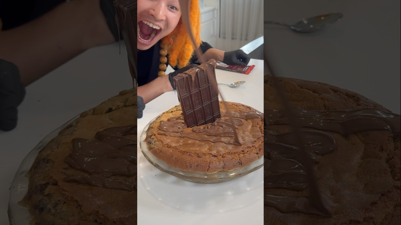 Пирог с печеньем🍪🥧 от @KyleIstook и @Suzaki_cook Satisfying