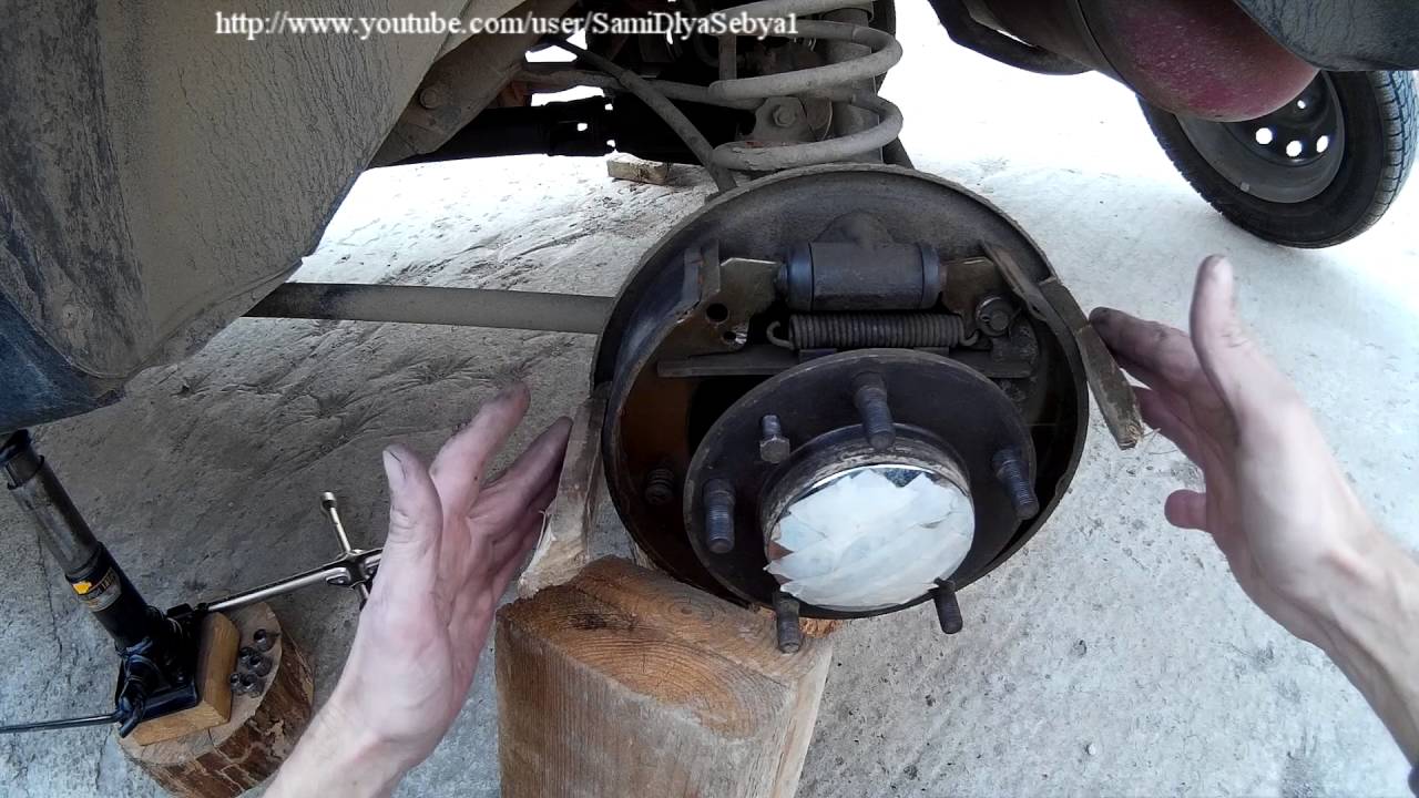 Auto Reparatur Tutorial. Replacement back brake pads. Ersetzen Bremsbeläge Lada Niva 4x4 1-S