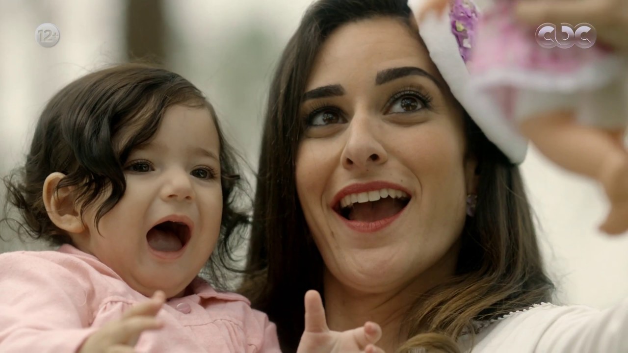 ليالي أوجيني| حاسة إنها هتكون بداية جديدة بعيدا عن كل الحاجات الوحشة اللي عدينا بيها