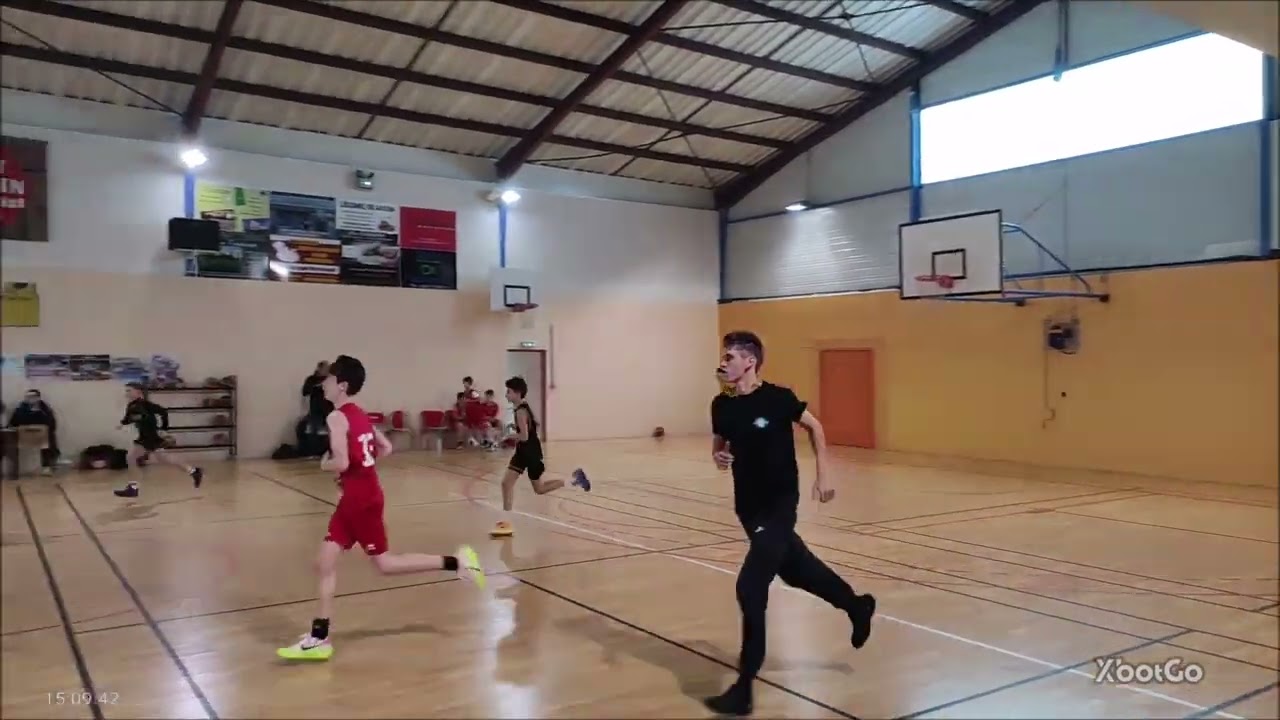REVEIL SAINT SORNIN-1  VS  SAUJON BASKET CLUB-1  1er Quart temps 21-16