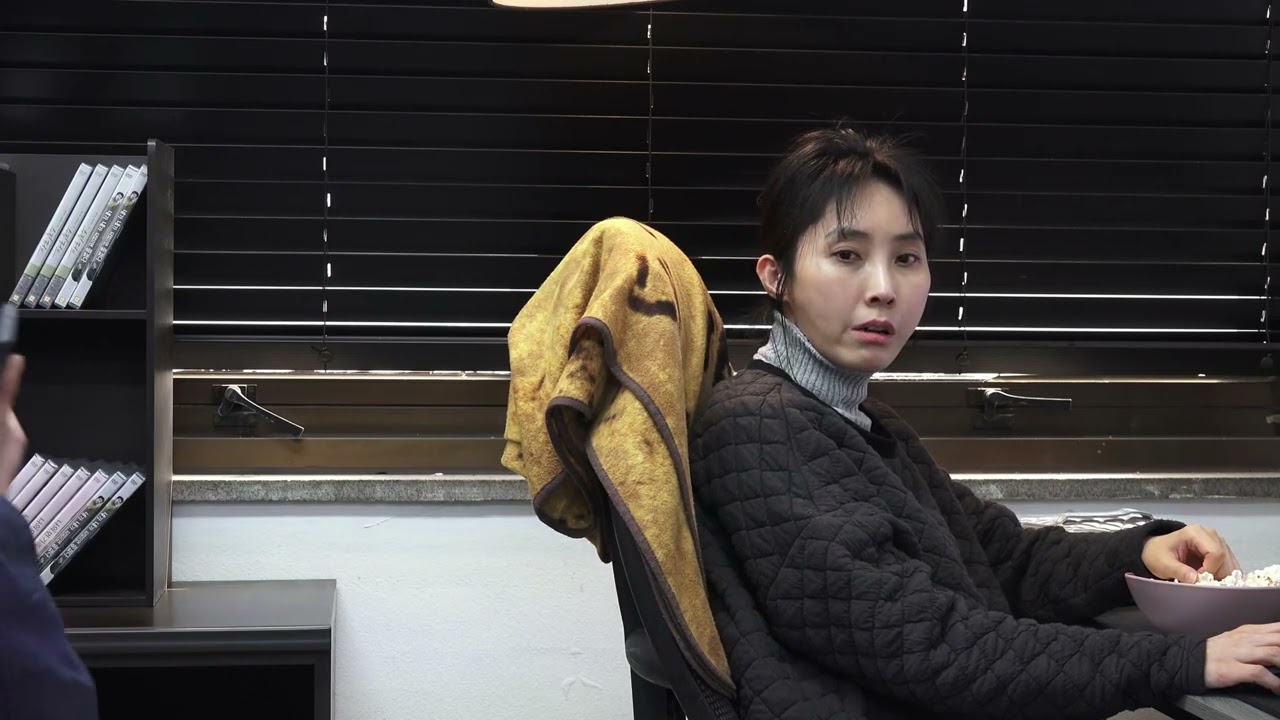 배급자급구: 빨리 오세요 화 내세요ㅠ #너의이웃을사랑하라