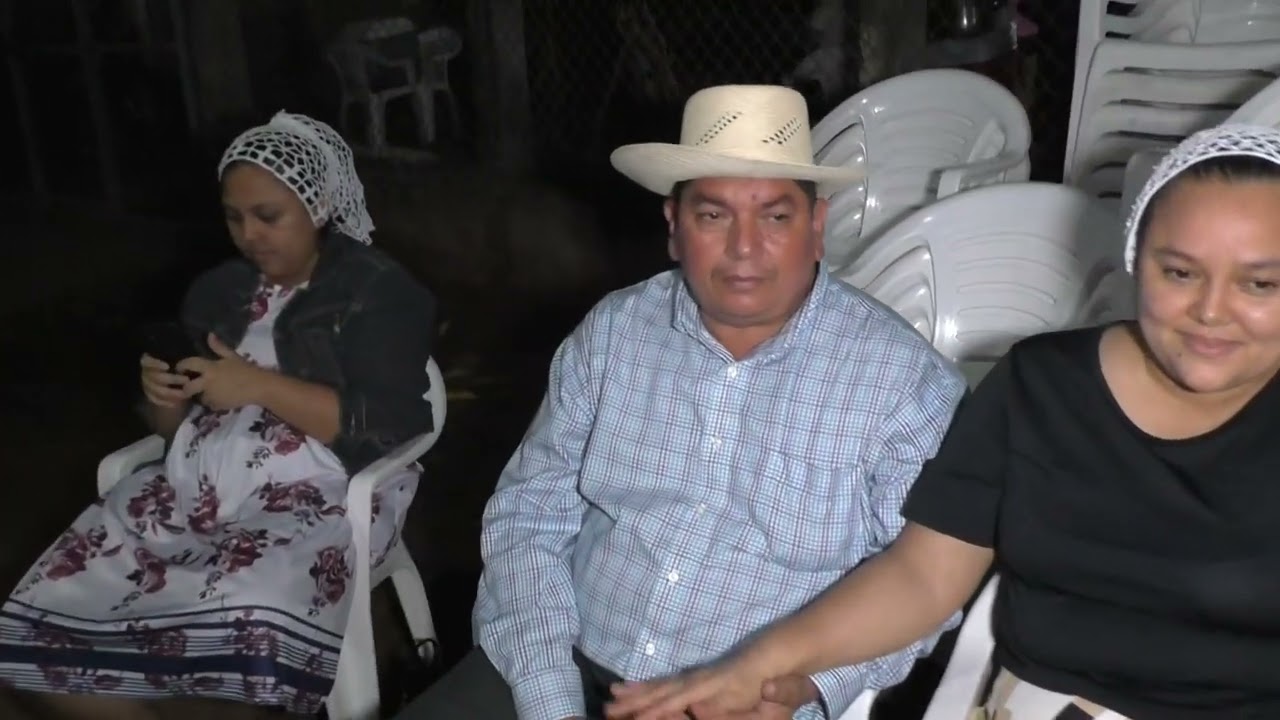 Segunda noche de velacion de quien en vida fue Maria Lina Flores Yáñez En Cantón Tierra Blanca 