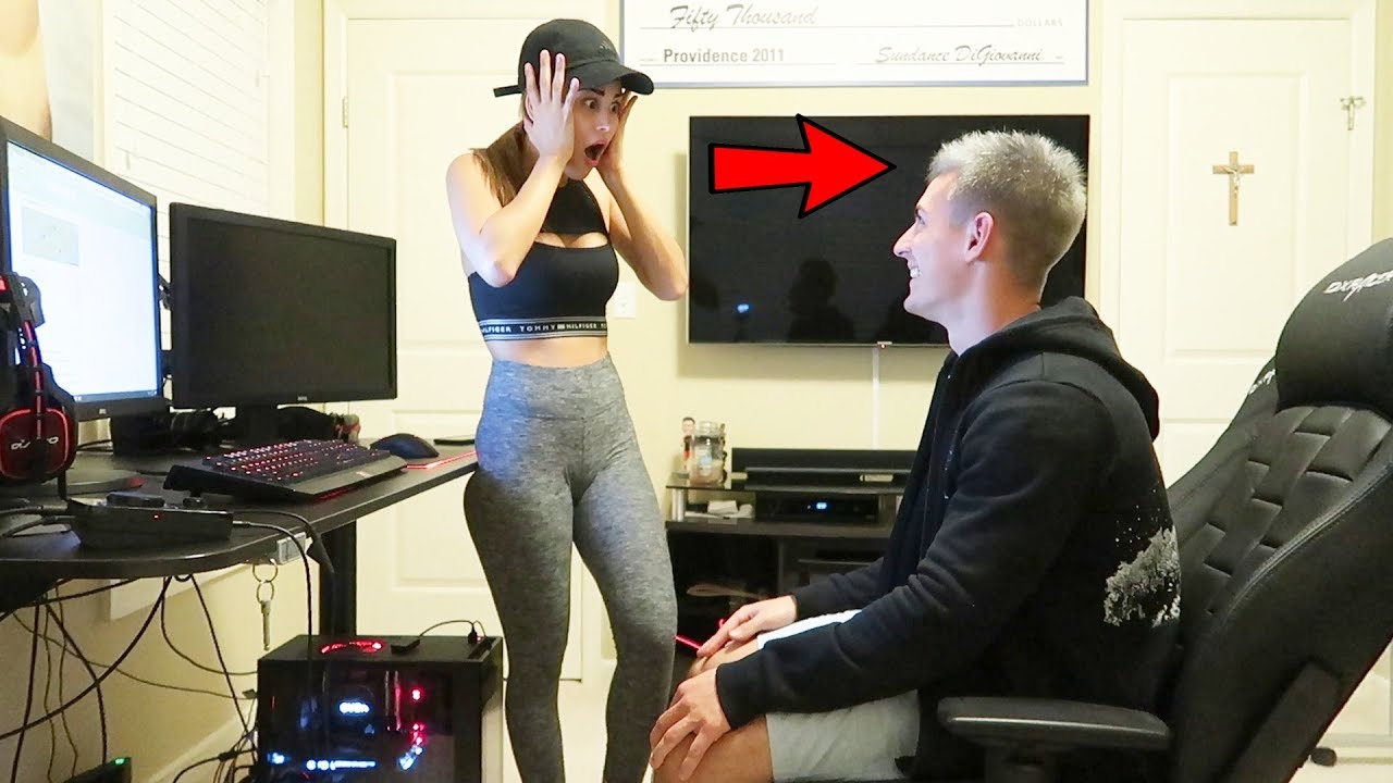 DYEING MY HAIR GREY PRANK ON GIRLFRIEND!!