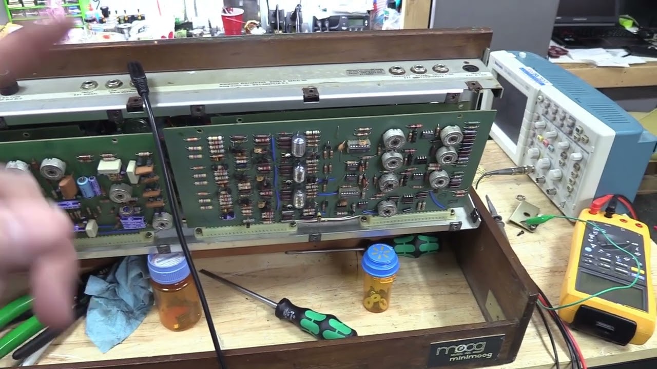 Neelesh's Minimoog Restore (by synthpro)