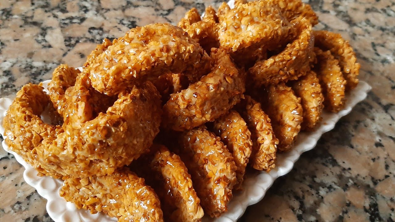 حلويات اللوز...كعب غزال مشوك راقي و هماوي  اسهل مايكون بدون عجين😍🇲🇦
