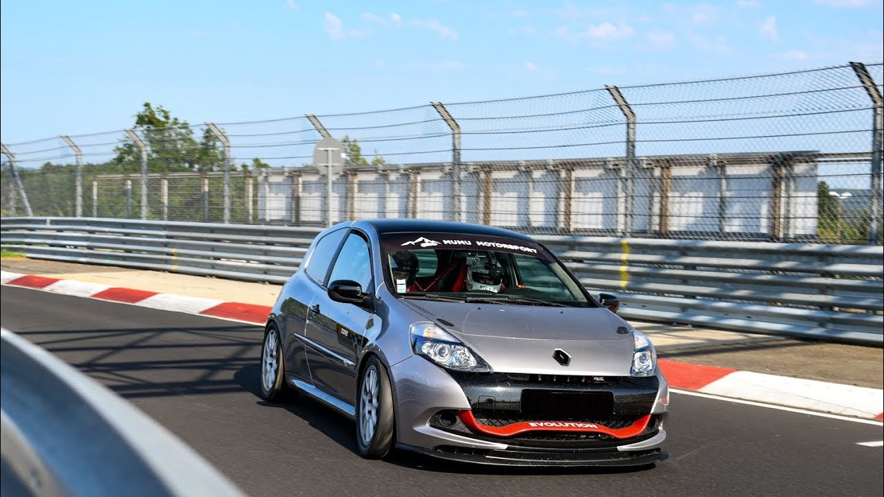Clio 3 RS Evo 238 - Nurburgring Nordschleife - 25.08.24 - Ça roulait bien entre les drapeaux 🚩🙄