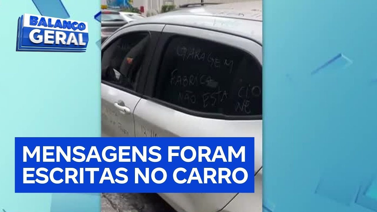 Carro estacionado em local proibido no Brás, no centro de SP, gera protesto inusitado