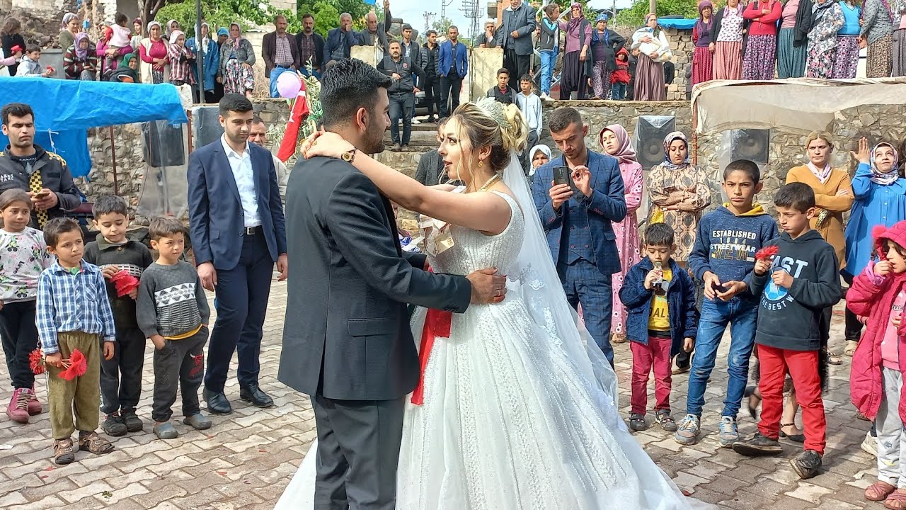 özlüyorum ozlememmi?...yollarını ....POLATSAZ GRUBU MAHMUT