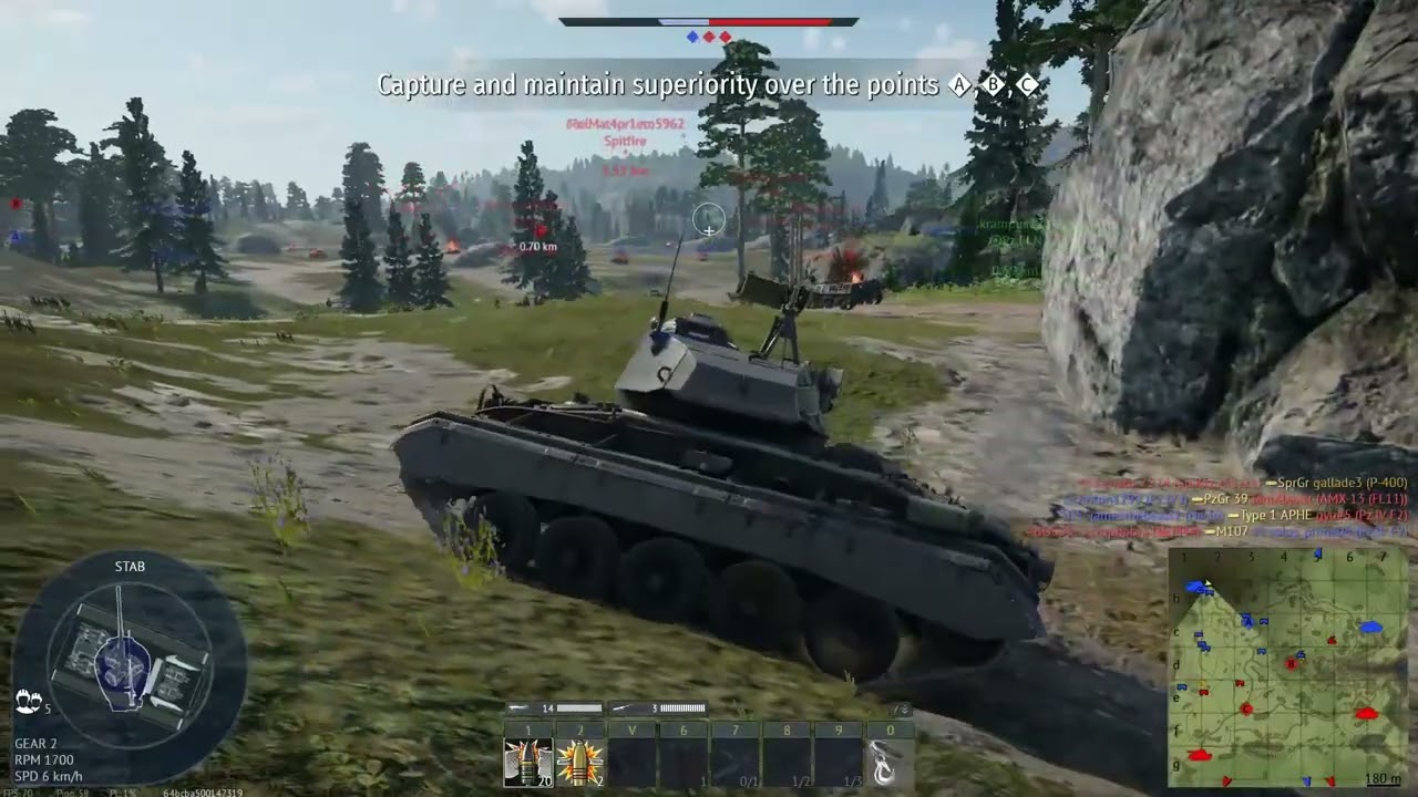 playing war thunder v141