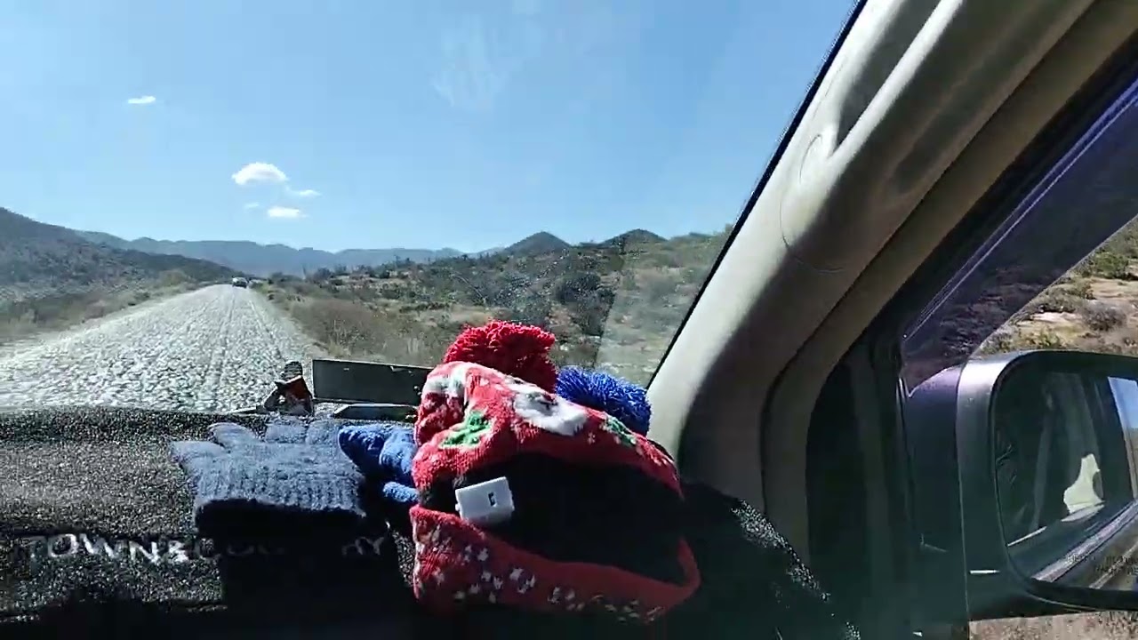 Camino empedrado rumbo a REAL DE CATORCE