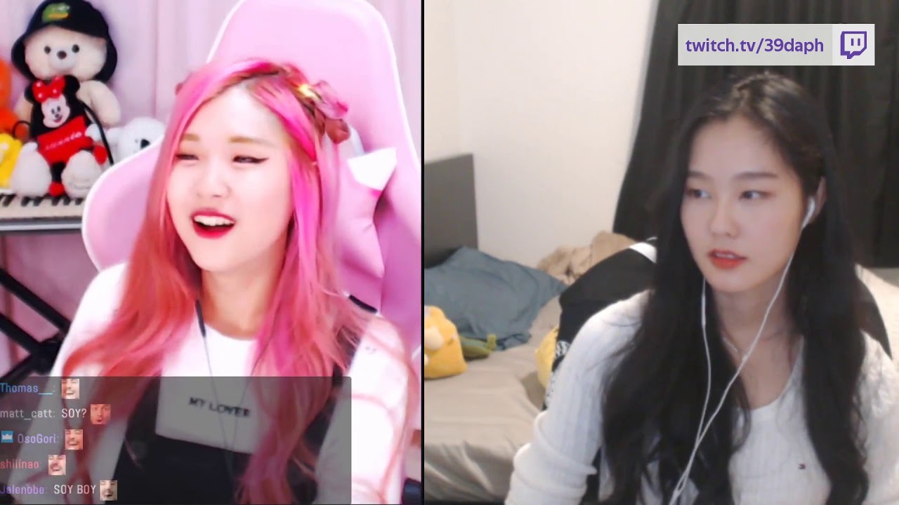 Just Chatting Twitch Highlights #17