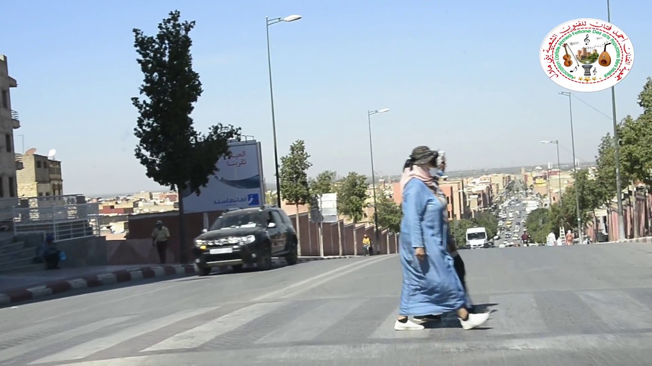 جولة قصيرة في بني ملال على نغمات شعبية فتان أحمد وذكريات الماضي الجميل