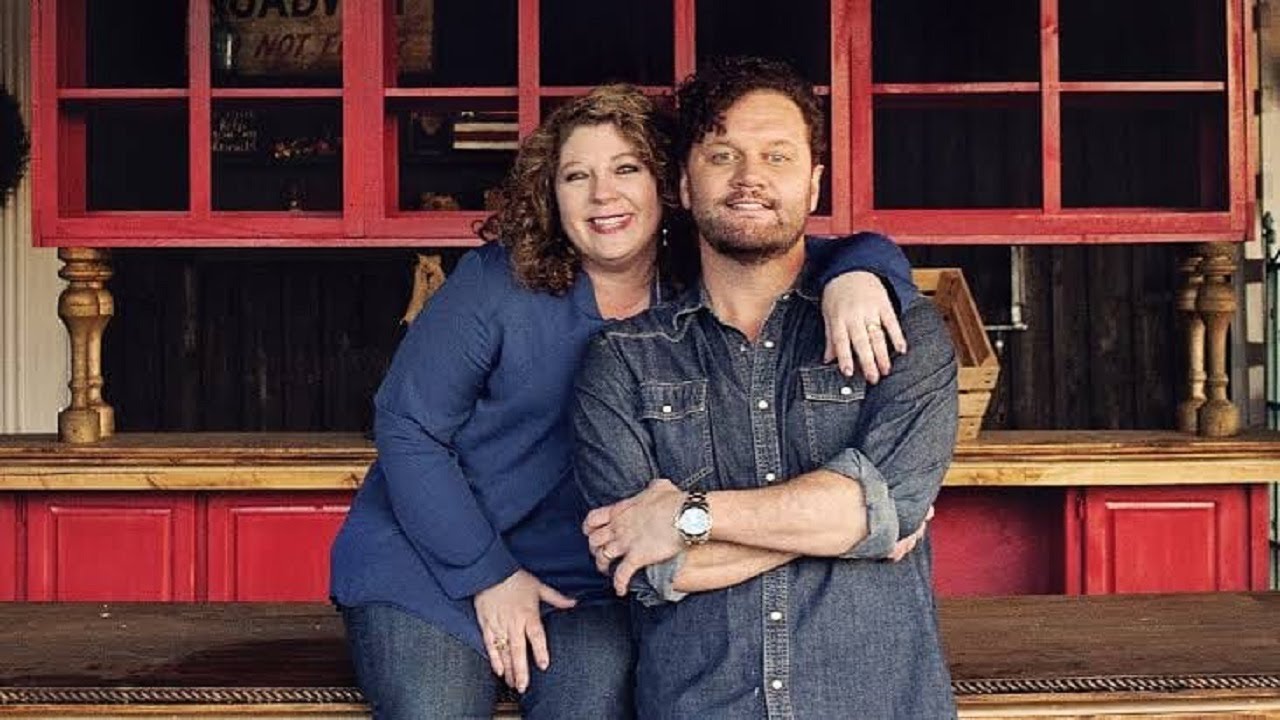 At 55, David Phelps’ Wife Files for Divorce & EXPOSES His Dark Secrets!