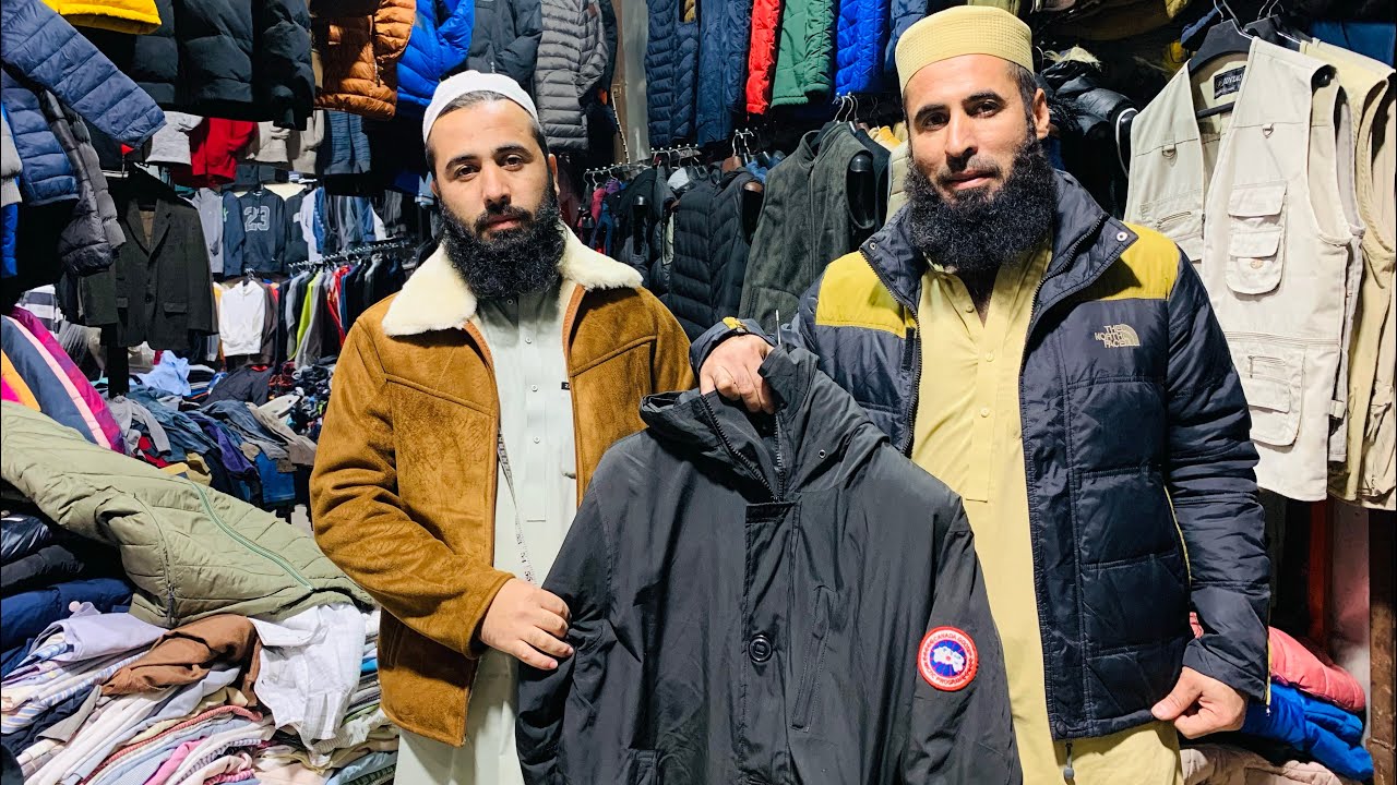 #use #branded #dwon #jacket  Canada goose the north face and Tommy jeans