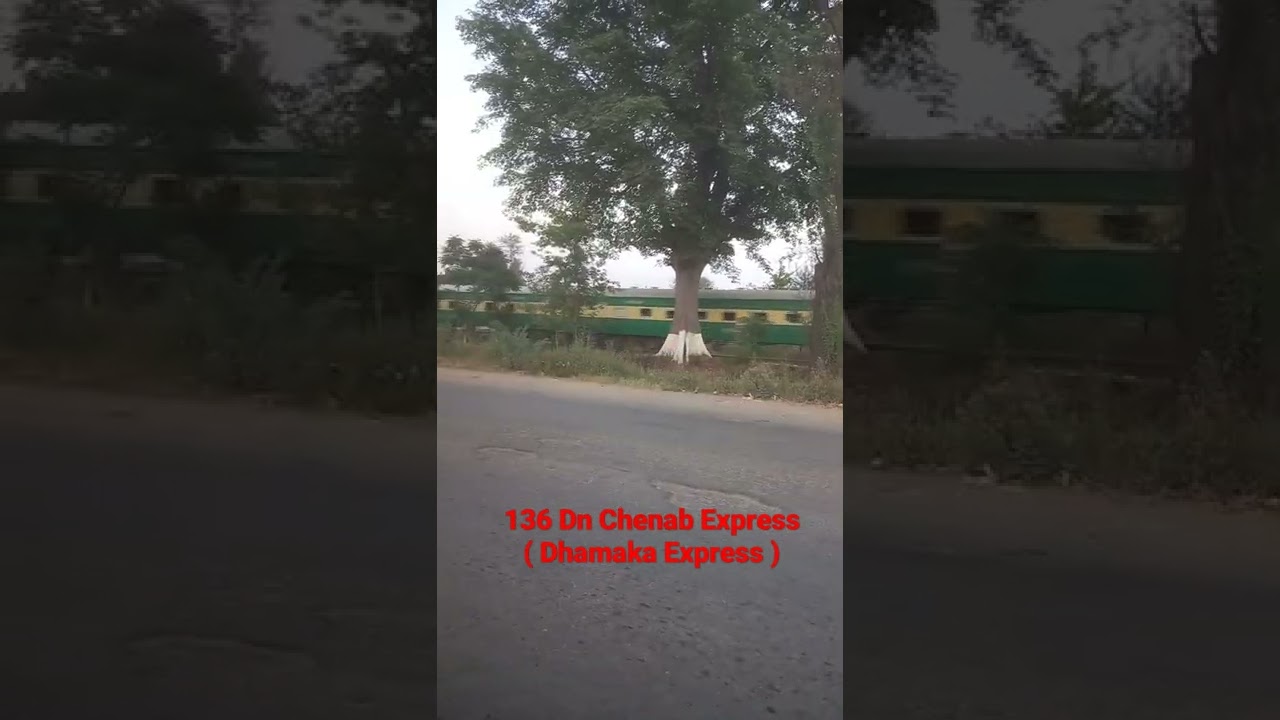 Chenab Express Famous as Dhamaka Express passing from Bhalwal and moving towards Sargodha
