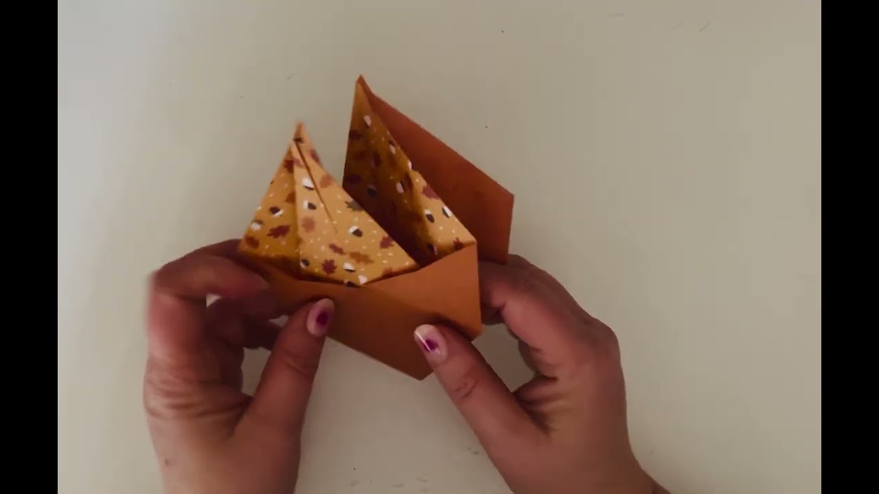 ORIGAMI- scatola a stella 