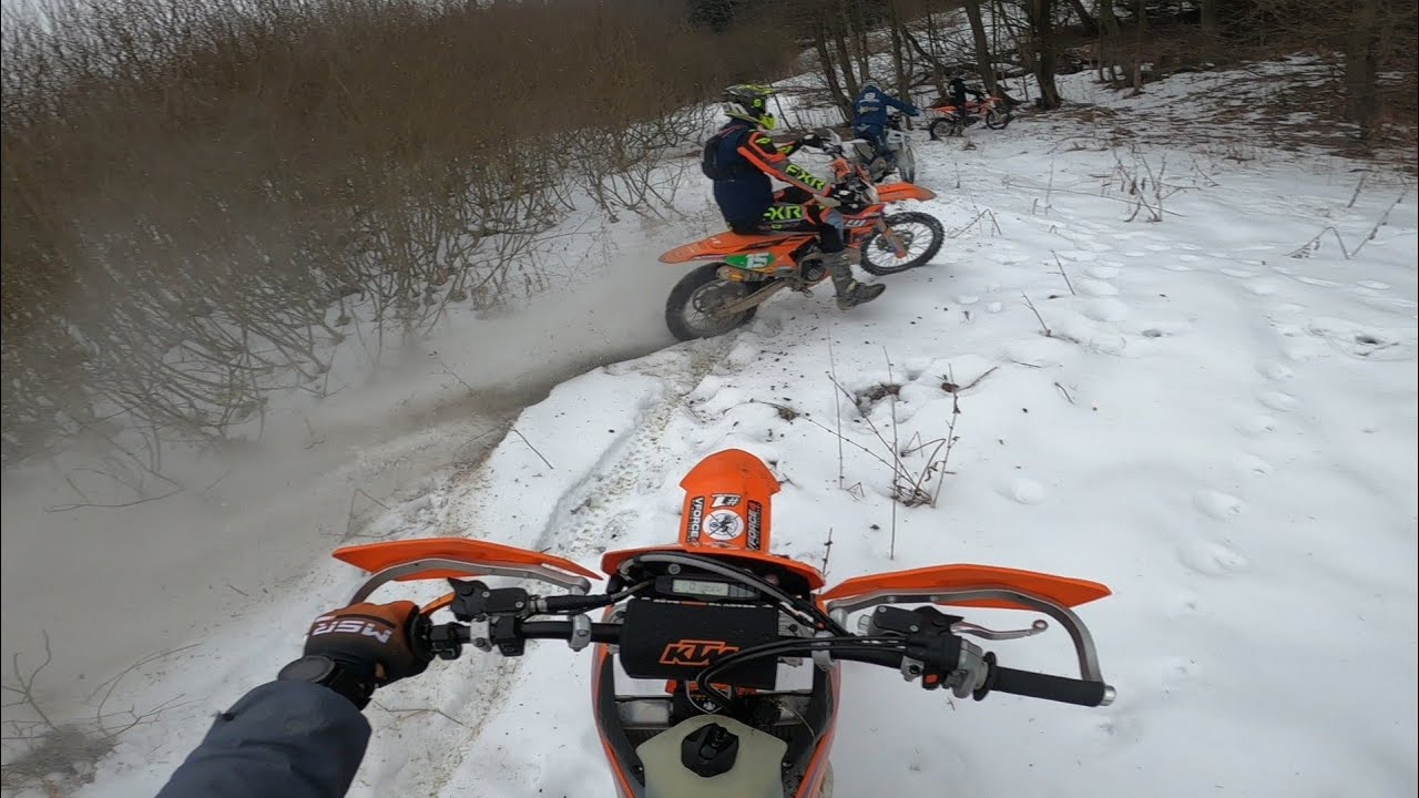 FULL GAS winter enduro 🥶