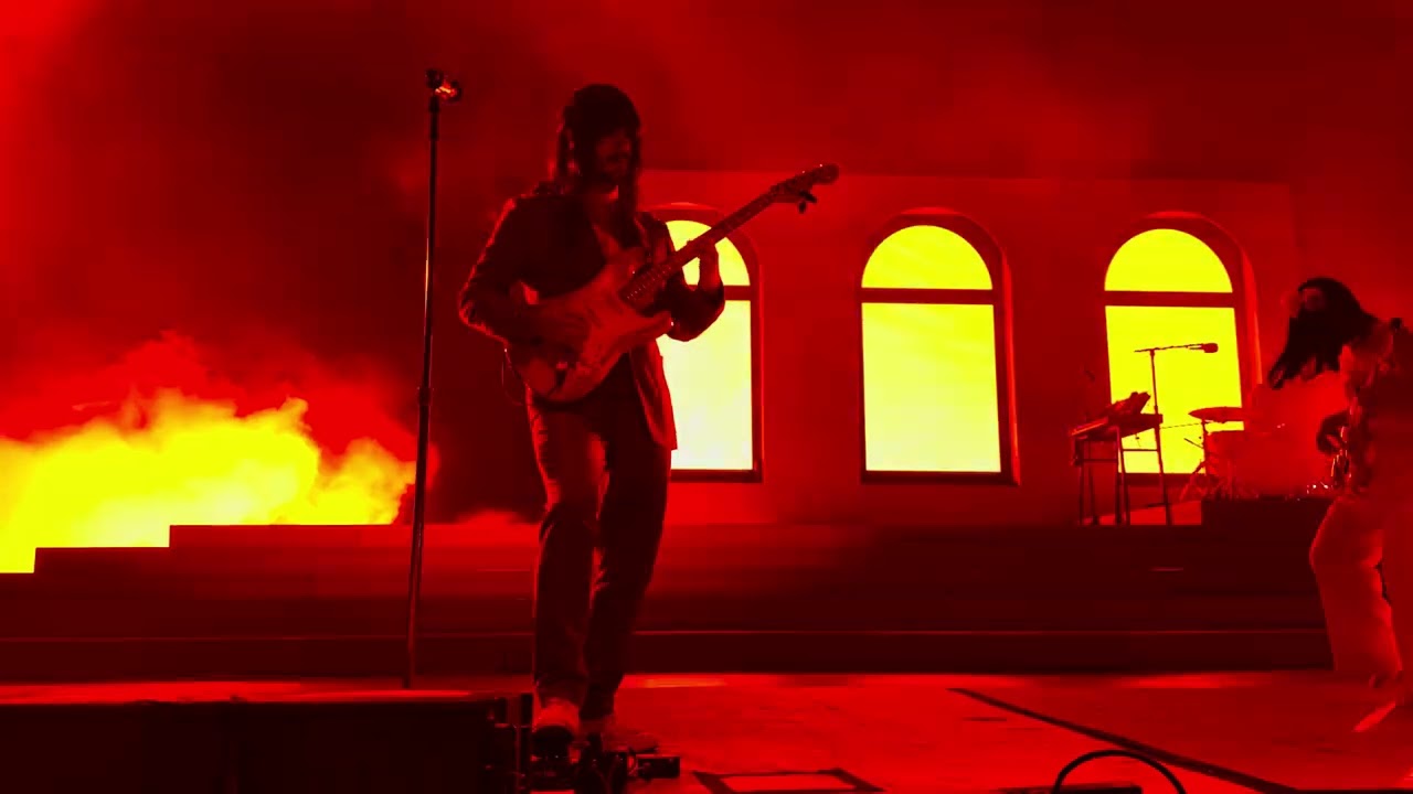 Khruangbin - Mr. White (2025-05-22 – Santa Barbara, CA)