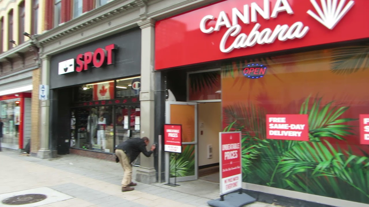 Downtown Ottawa Rideau Street