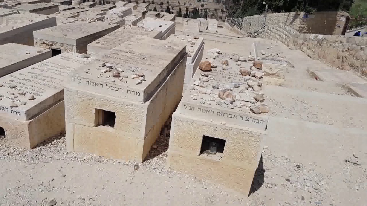The story of the Jewish Cemetery on the Mount of Olives the most important cemetery in Jerusalem