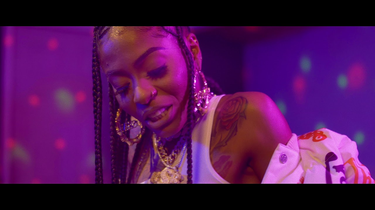 CATCH IT - TINA (HoodCelebrityy) (OFFICIAL VIDEO)