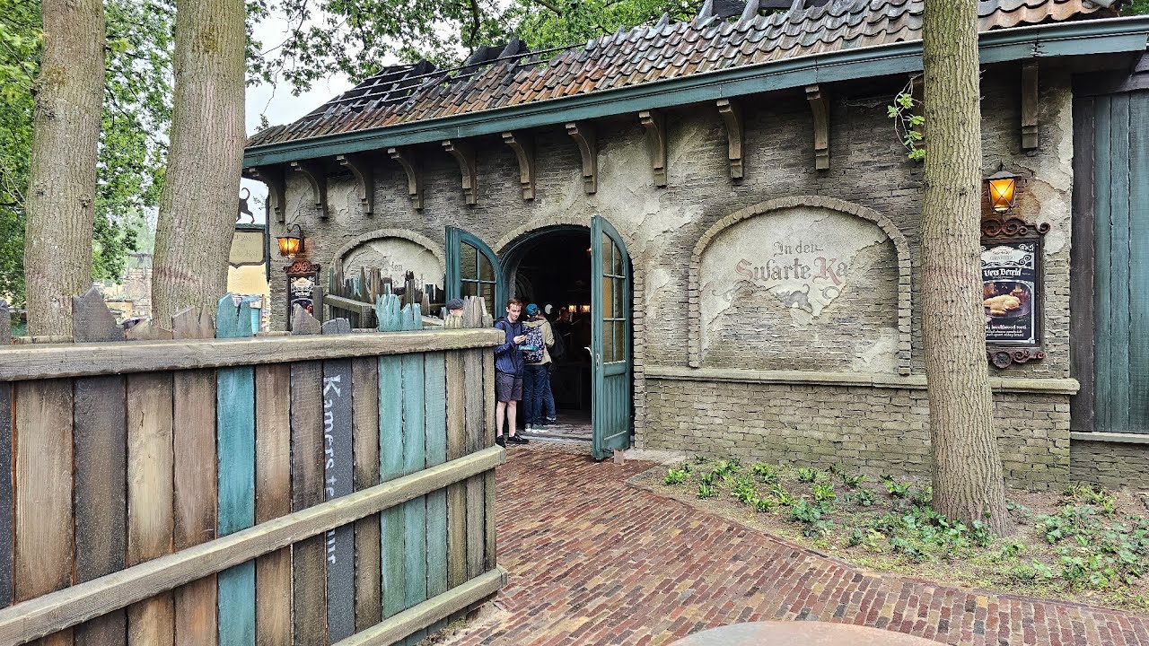 Eerste kijkje bij in den Swarte kat en de laetste hoop in de Efteling 1.6.2023