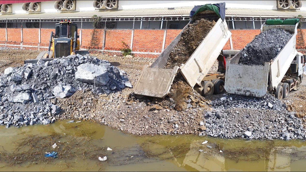 Interesting!! DumpTruck 25TON Transport Rock Filling Land And Bulldozer SHANTUI Push Rock Into Water