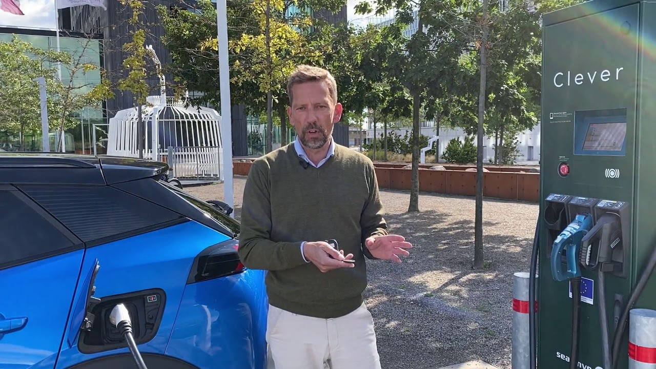 Hvordan oplades en elbil