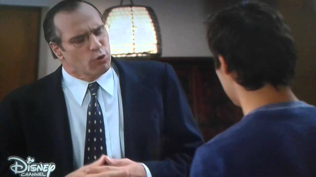 Violetta~LE PERE DE VIOLETTA DEMANDE A LEON DE ...