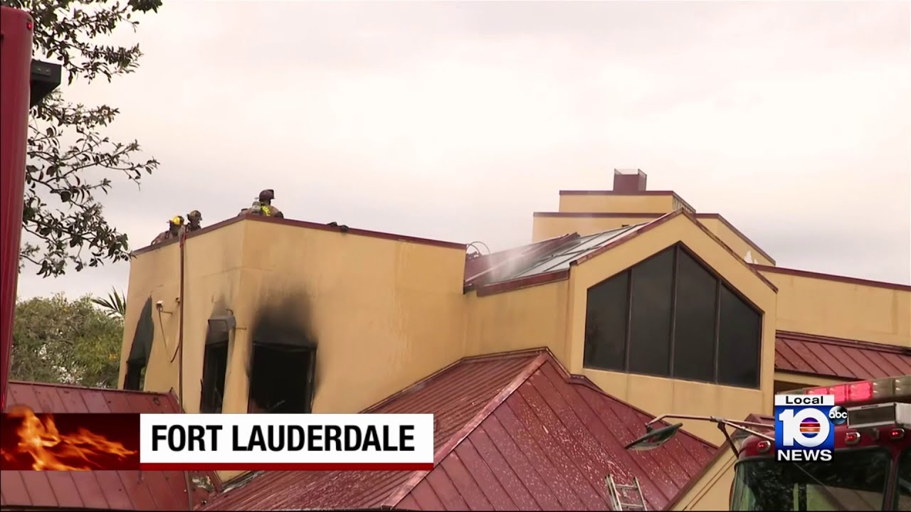 Abandoned hotel in Fort Lauderdale goes up in flames