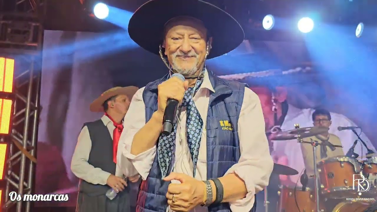 OS MONARCAS..NA QUARTA INTEGRAÇÃO DOS MUSICOS - SOCIEDADE GAUCHA DE LOMBA GRANDE 18 DE NOVEMBRO 