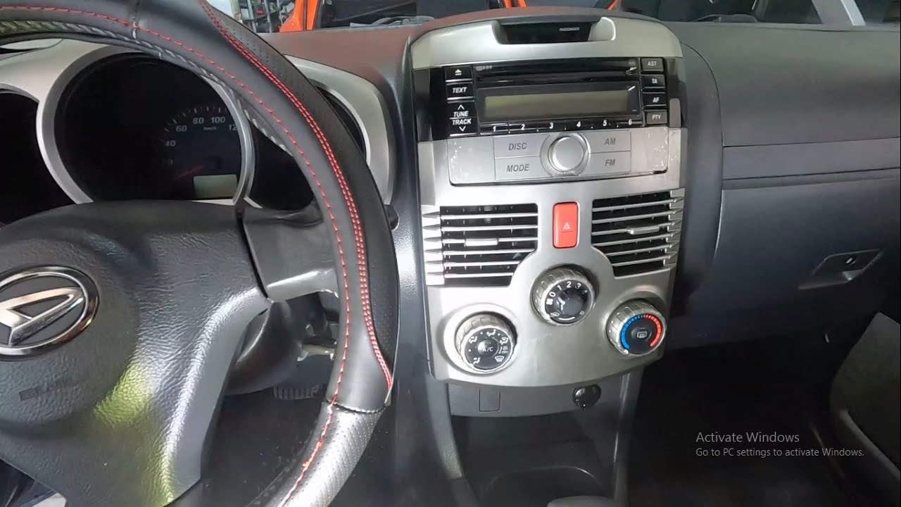 Daihatsu Terios II 2006-2017  How To Remove Original Radio / Navigation Removal