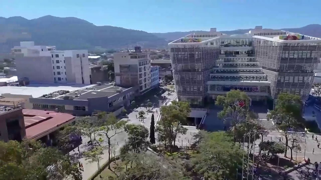 Inversión en el centro histórico de San Salvador