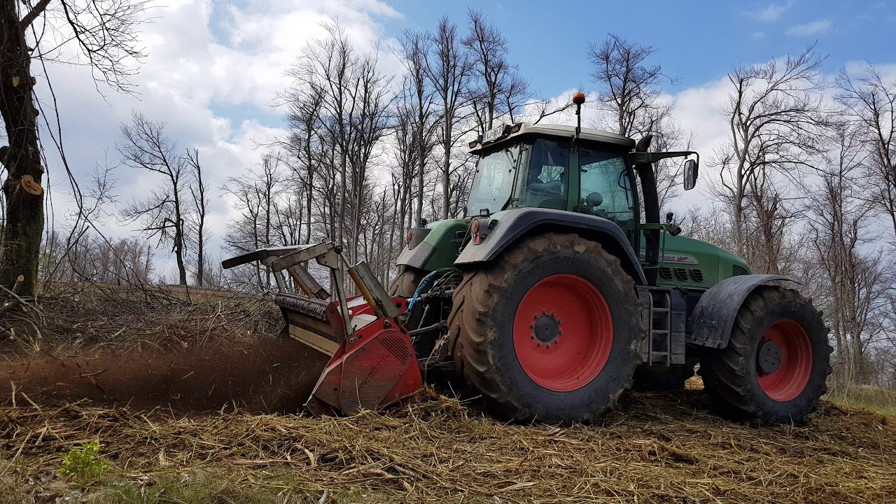 Fendt 926 vario and Seppi Midiforst DT in action
