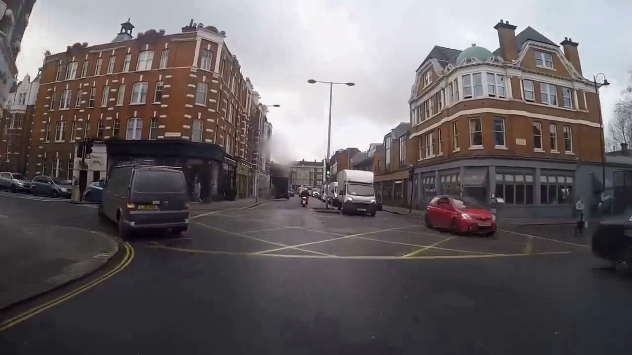 19 Entire Route Finsbury Park to Battersea Round Trip