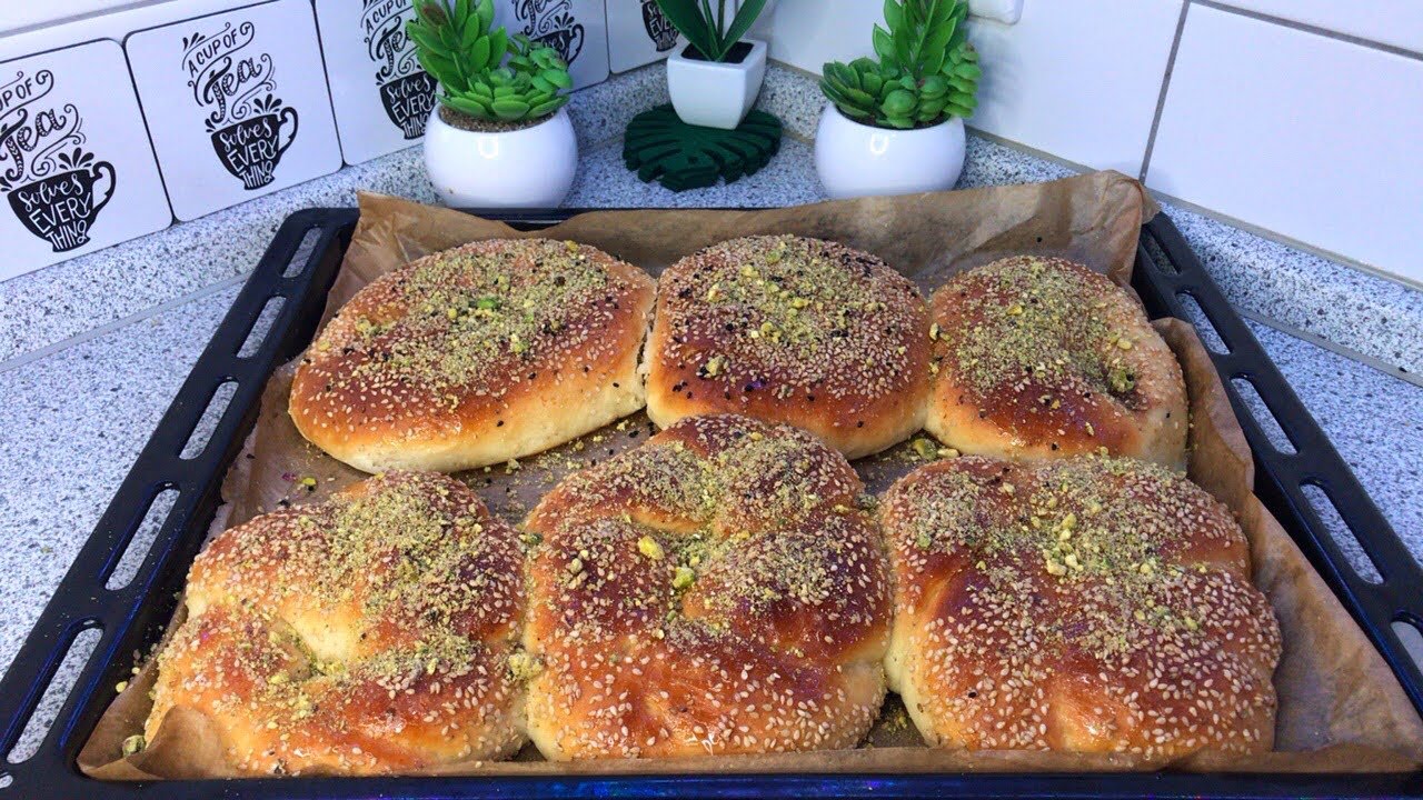 أطيب وألذ معروك لرمضان بطريقة سهلة ولا أروع 🌙 تحلاية السوريين بعد الفطور .. معروك سادة وبالجبنة