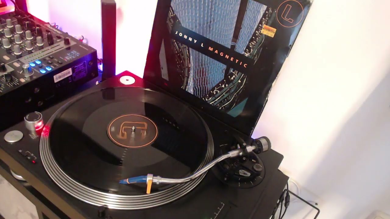 Jonny L - 20 Degrees (feat.  Silvah Bullet)