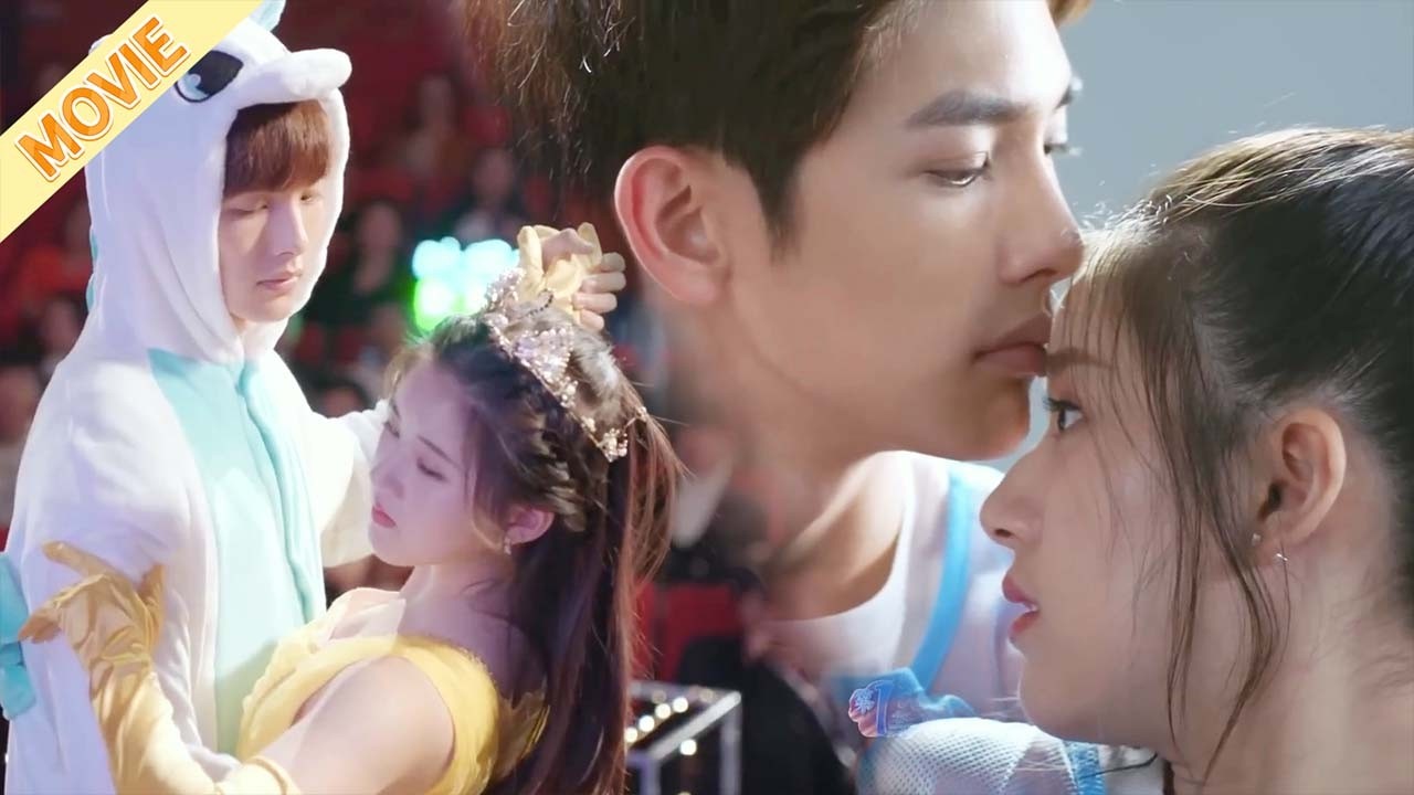 💞灰姑娘趙露思遇到了她的白馬王子，兩人在舞會上翩翩起舞！#chinesedrama #drama #爱情 #赵露思 #肖战 #甜宠