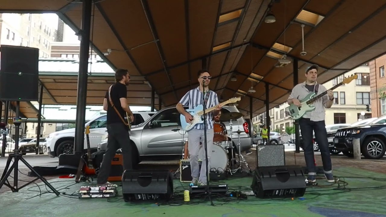Ancient Waves - Mississippi Song (live)