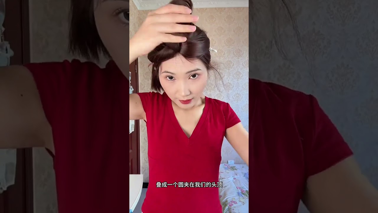 The evil cultivator quickly curls hair in ten minutes creating big waves that can t be