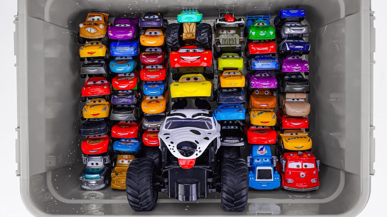 Disney Pixar Cars Unboxing Review | Lightning McQueen Rusteze Toy Collection