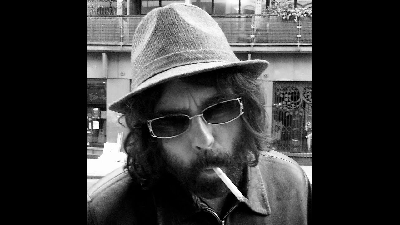 Иэн Макнабб — фронтмен и сольный исполнитель группы The Icicle Works. Интервью с God Cast.