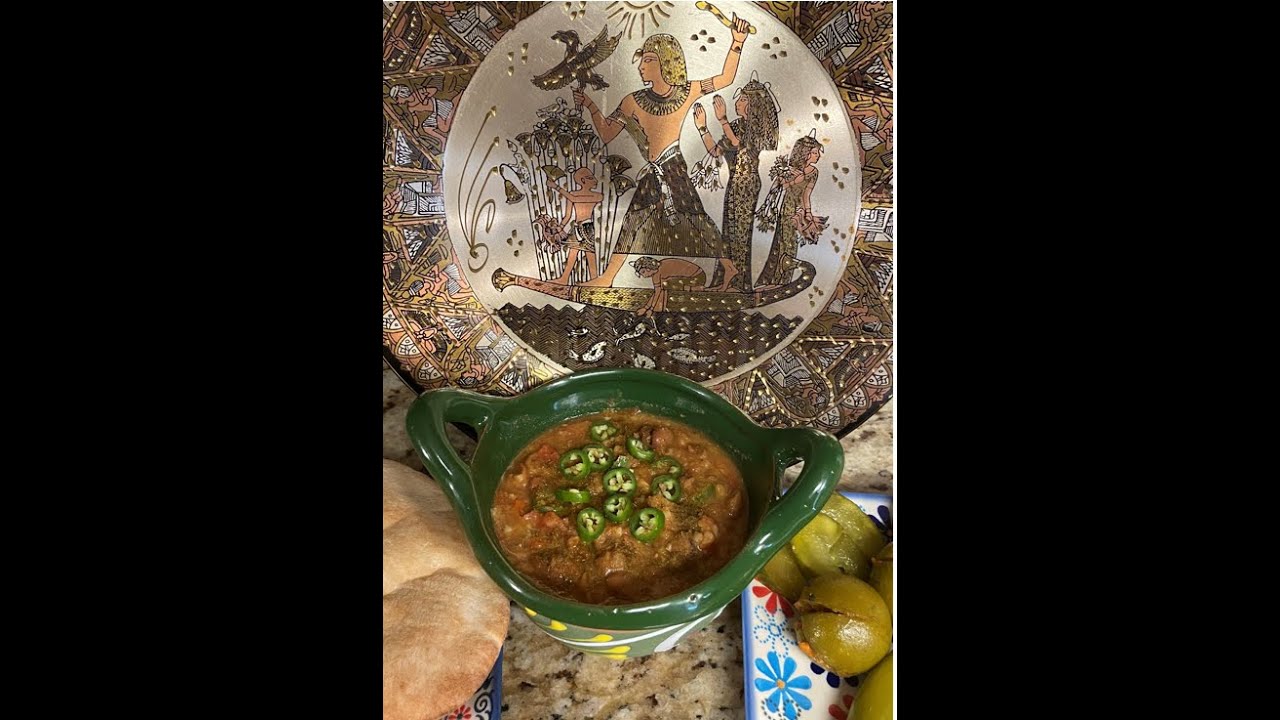 Egyptian Style Fava Beans with Garlic & Tomato