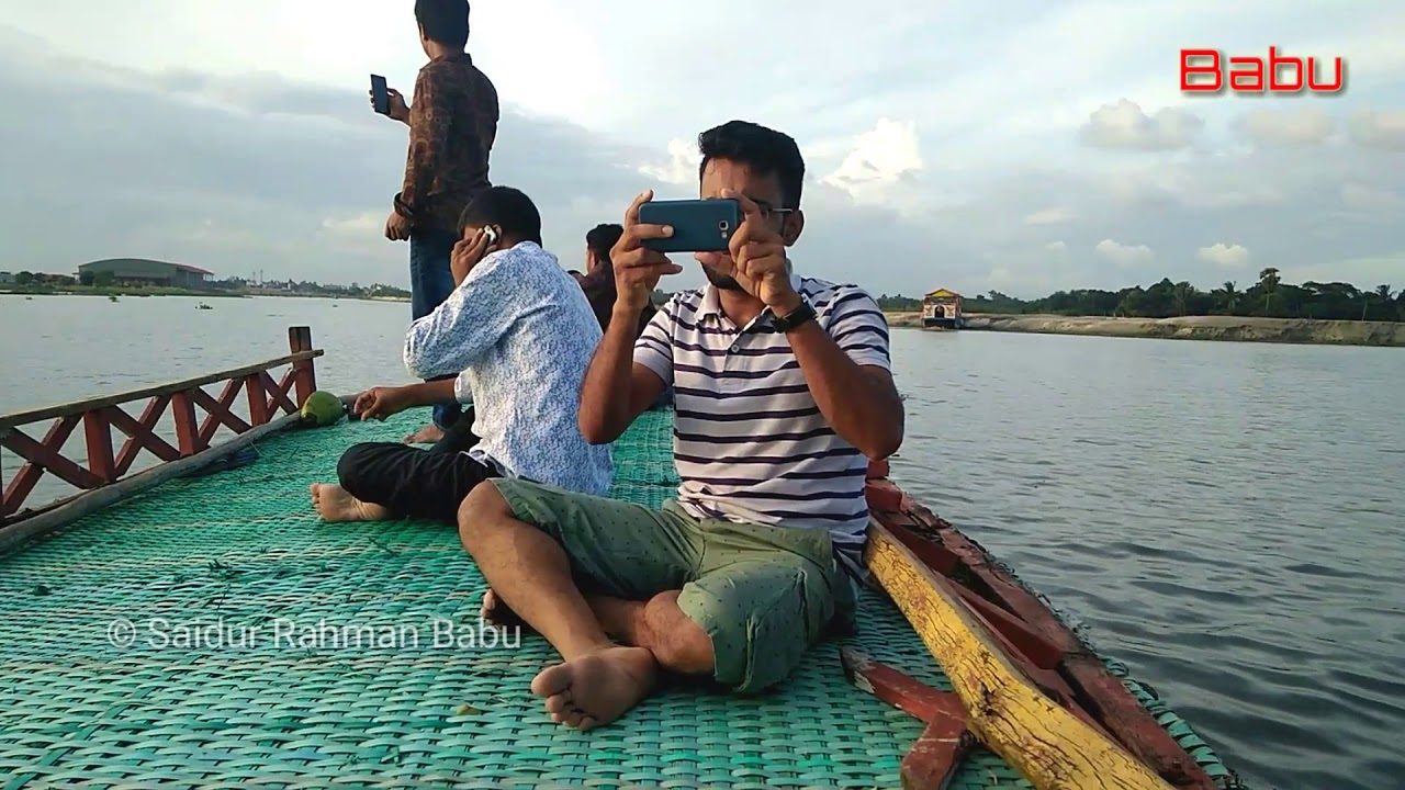 নৌকা ভ্রমণ | Journey By Boat At Balu River Beraid