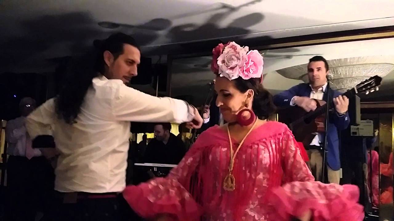 SEVILLANAS ROCIERAS GAITA Y TAMBORIL. Hdad. Roc&iacute;o Valencia