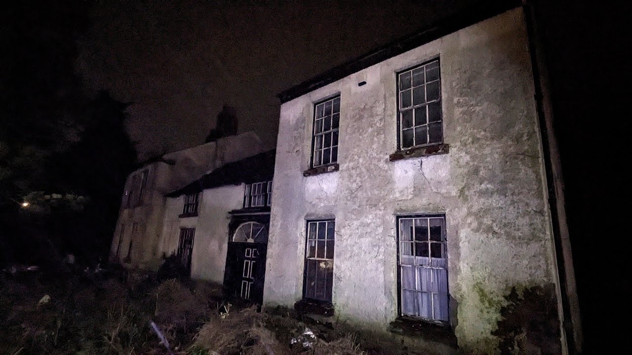 Caught By Police Exploring A Creepy Abandoned Manor Farm House Abandoned Places