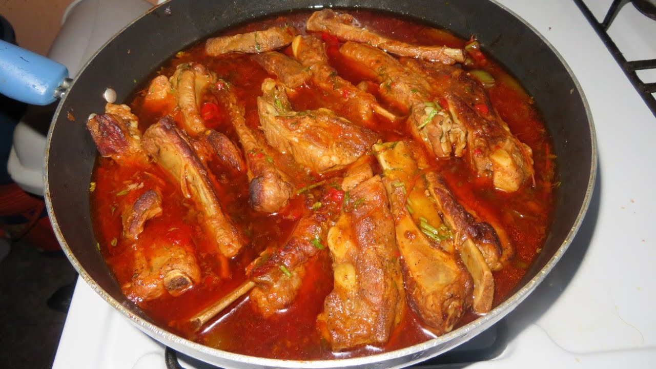 Como hacer Costillas de cerdo Guisadas|De todo un poco Y más
