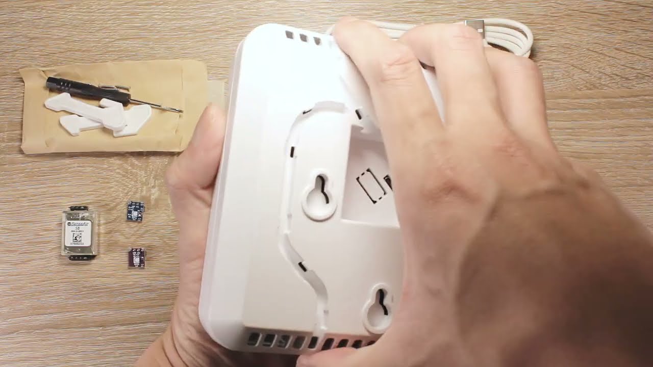 Assembling the AirGradient ONE Kit