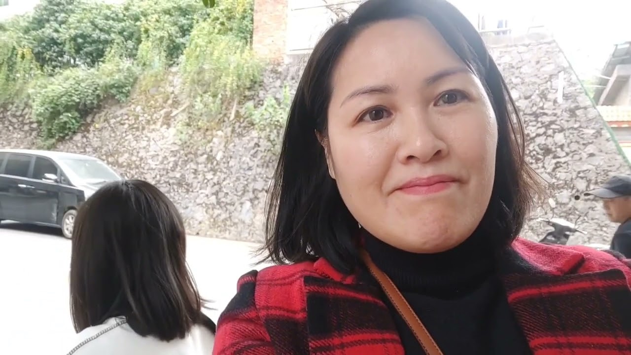 侄女小小年纪，竟想到长假期间，摆摊来减轻父母负担，孩子真懂事 #小吃货的姨妈